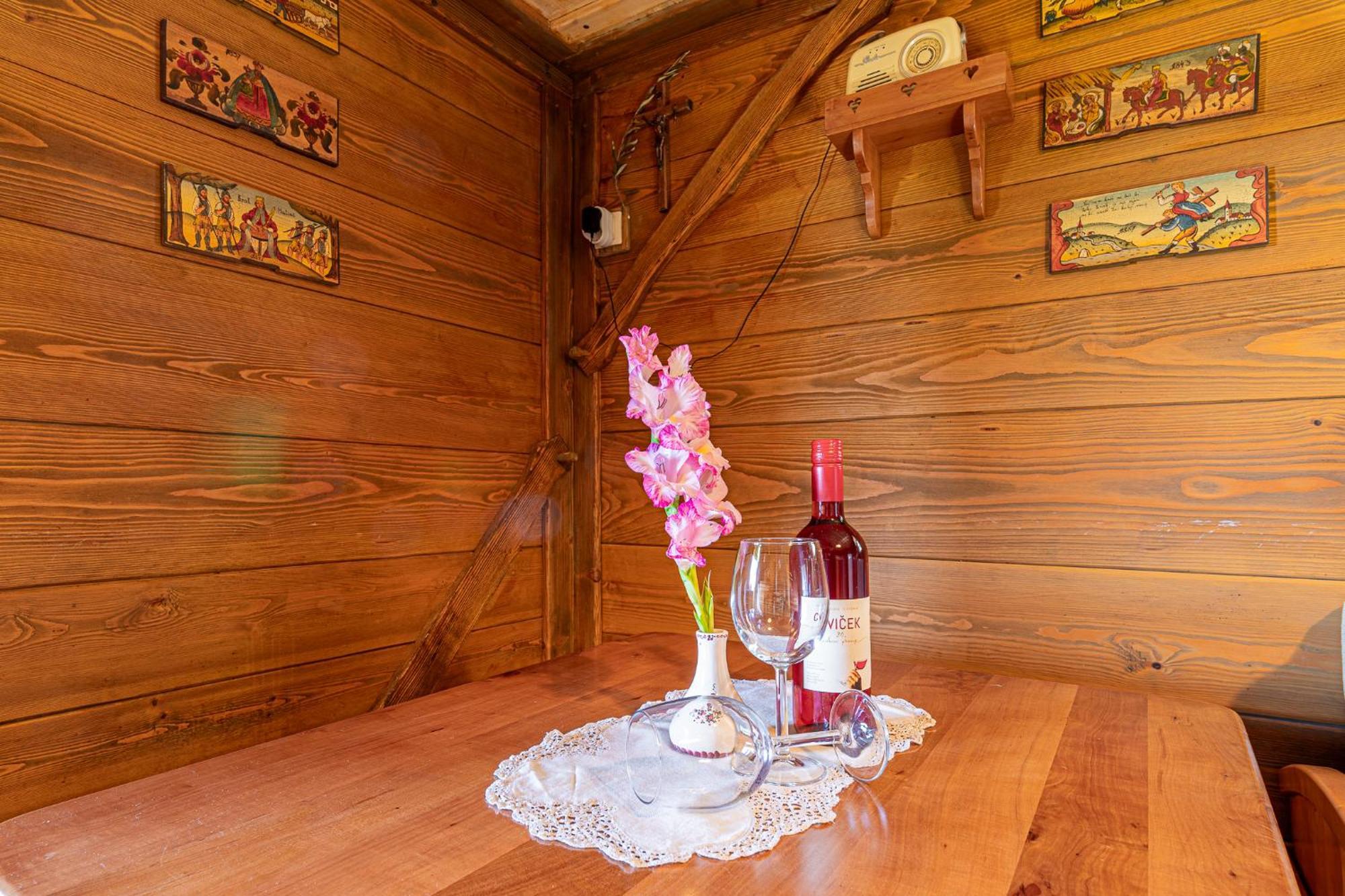 Vineyard Cottage Skatlar Otočec Kültér fotó