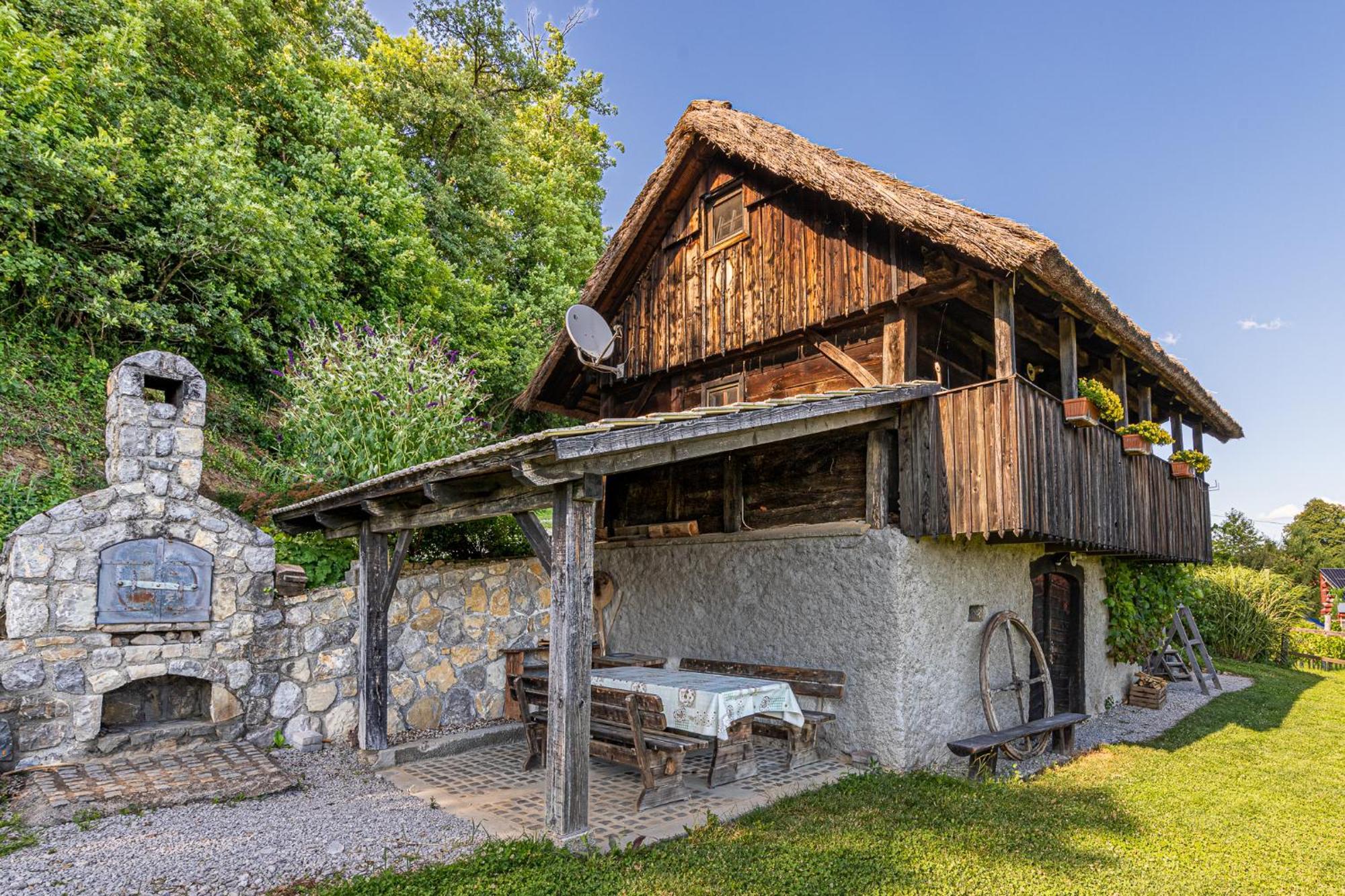 Vineyard Cottage Skatlar Otočec Kültér fotó